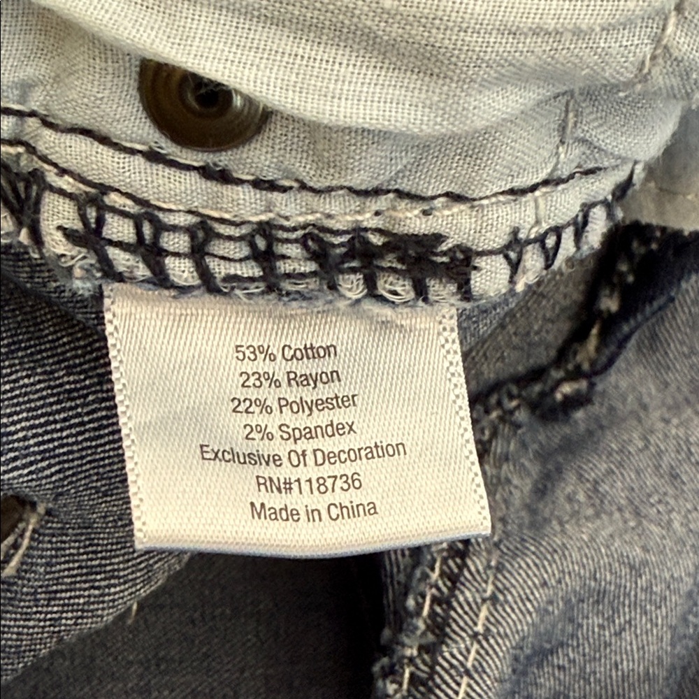 a.n.a Dark Wash Denim shorts - Picture 5 of 5